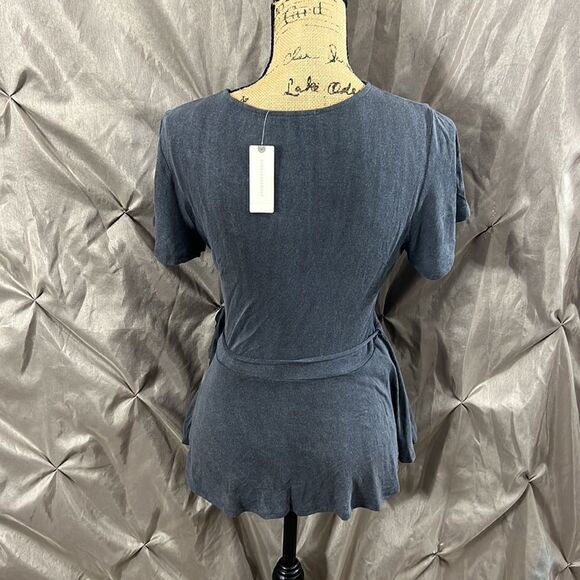 NWT ERI + ALI crossover top - Picture 2 of 6